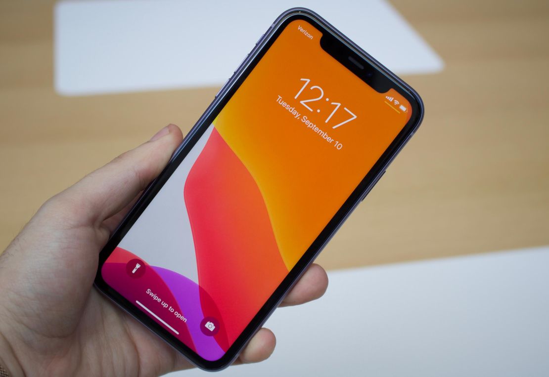 1-underscored iphone 11 hands on