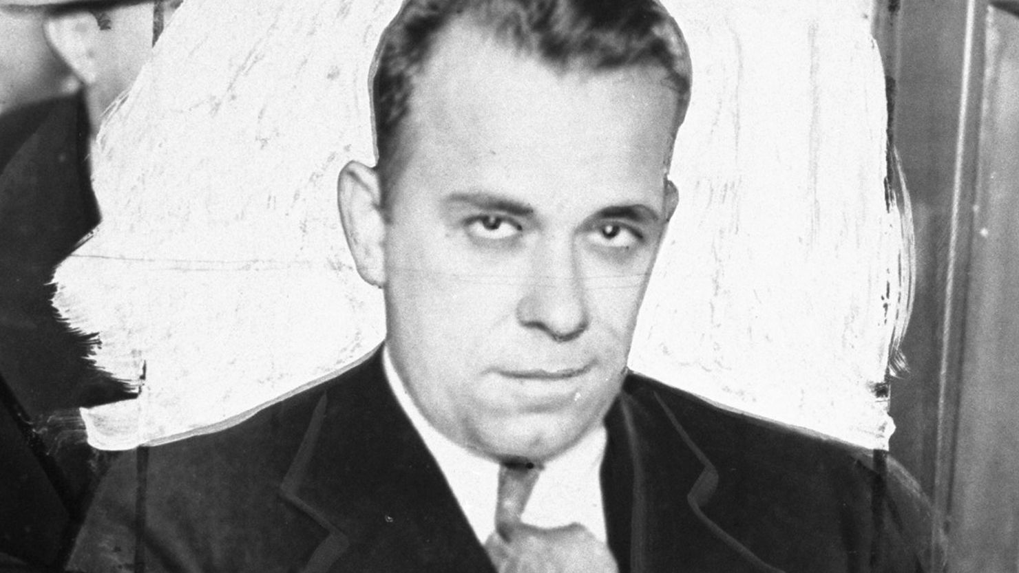 John Dillinger as he looked while being taken from Tuscon, Arizona to Crown Point, Indiana, where he later escaped.