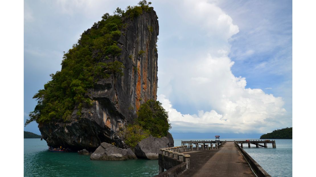 On Koh Tarutao, even the piers are stunning. 