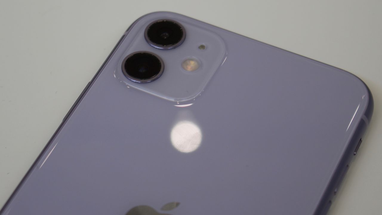 underscored iphone 11 dual cameras