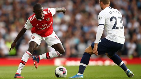 Nicolas Pepe playing for Arsenal against Spurs in the north London derby.
