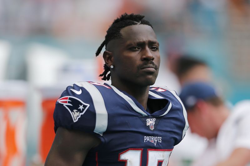 antonio brown in patriots uniform