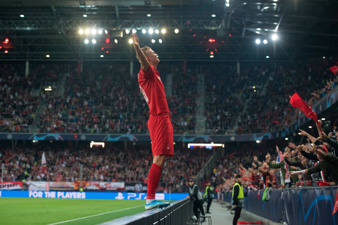 Haaland celebrates after scoring the second goal against Genk.