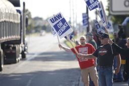 United Auto Workers union members on the picket line at the GM powertrain plant in Toledo, Ohio, on Wednesday.