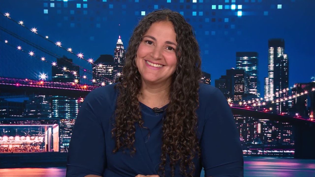 laurie santos amanpour