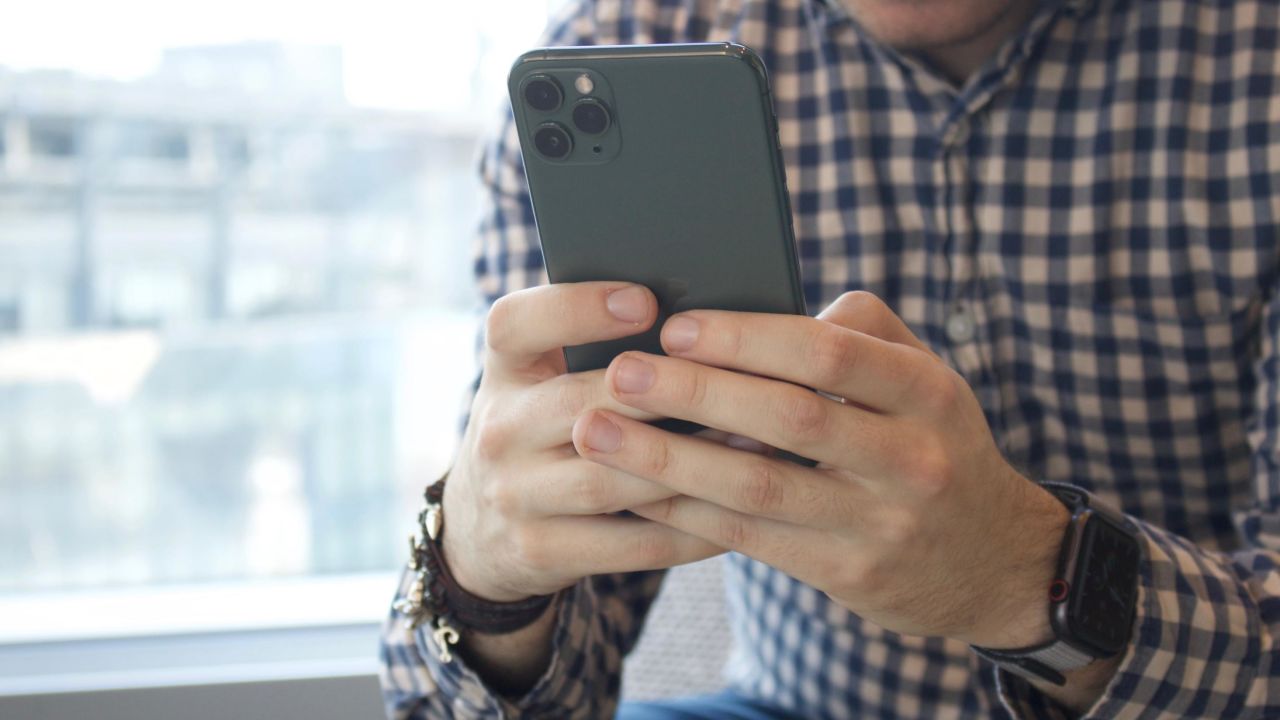 2-underscored iphone 11 pro review