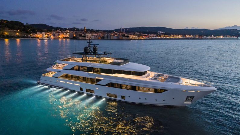 <strong>Navetta 42:</strong> This luxury yacht is shipyard Custom Line's biggest yacht ever, with a length of 41.8 meters and a beam of 8.1 meters.