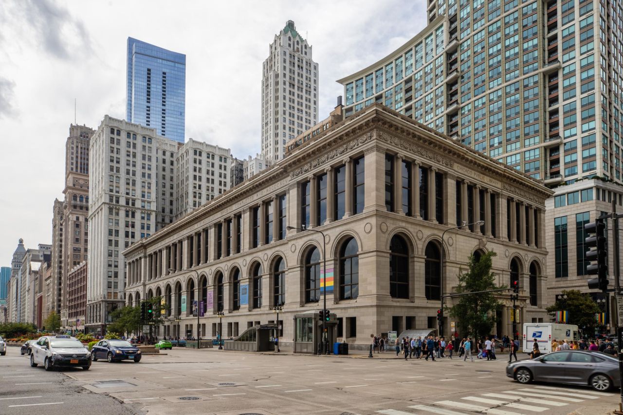 Exterior of Chicago Cultural Center