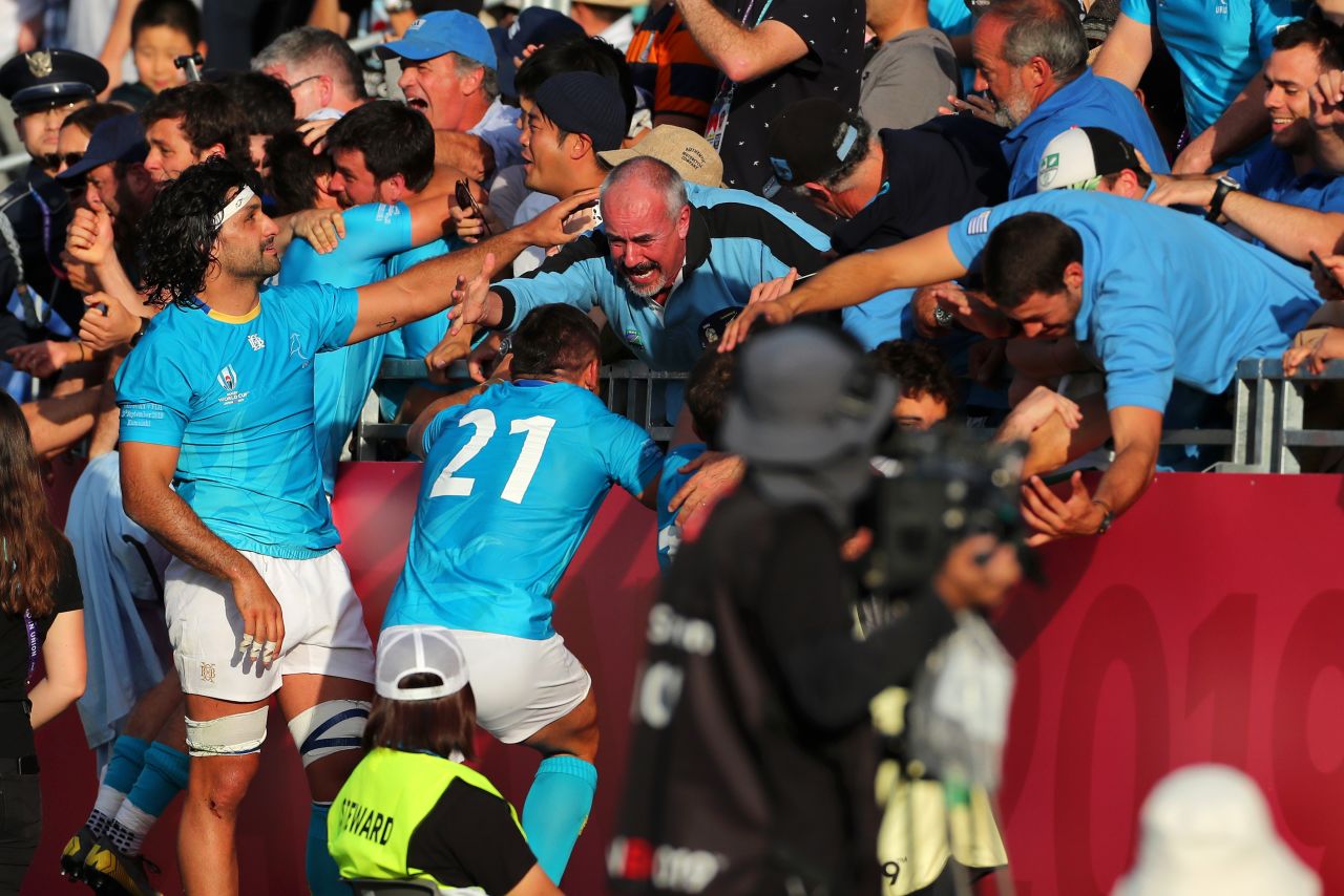 The 2019 Rugby World Cup delivered its first major shock as minnows Uruguay held on for a historic 30-27 victory over Fiji.