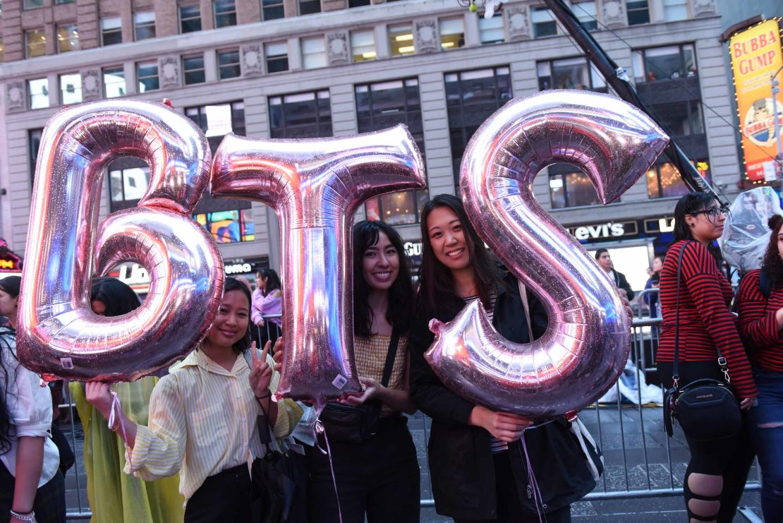 Fans ouside Times Square Studios on September 26, 2018, where BTS was set to perform.