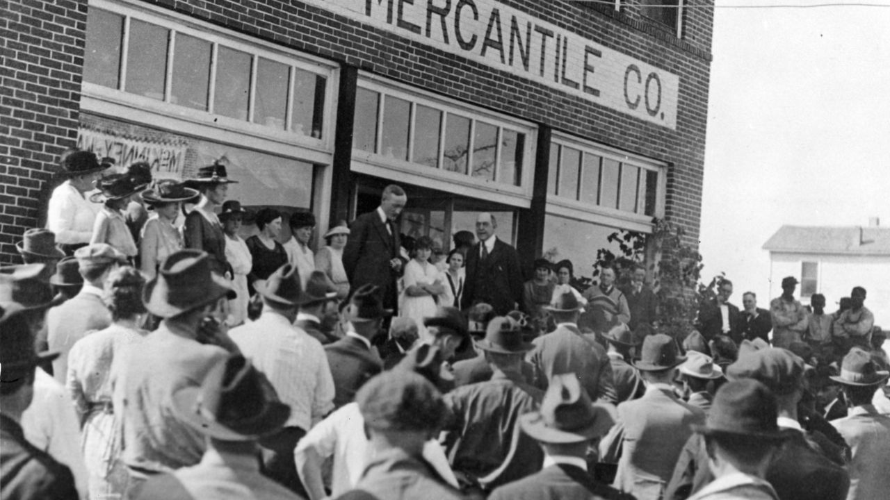 Elaine Massacre A new monument will honor the victims. Some say it's