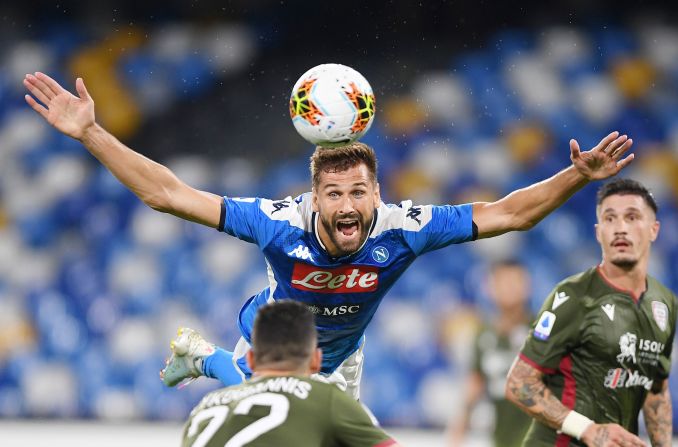Fernando Llorente of SSC Napoli heads the ball during the a Serie A match between SSC Napoli and Cagliari Calcio in Naples, Italy, on September 25. <a href="index.php?page=&url=https%3A%2F%2Fwww.cnn.com%2F2019%2F09%2F23%2Fsport%2Fgallery%2Fwhat-a-shot-sports-0923%2Findex.html" target="_blank">See 27 sports photos from last week</a>
