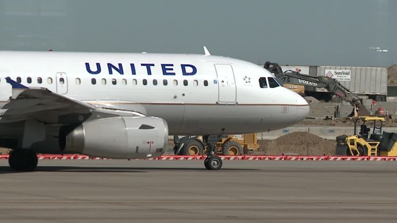 United Airlines flight returned back to the airport | CNN