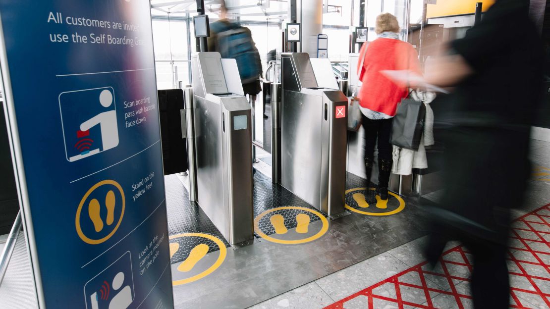 British Airways has been self-boarding passengers at Heathrow for some time.