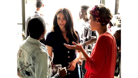 The Duchess met artists and artists during her visit to Victoria Yards. 