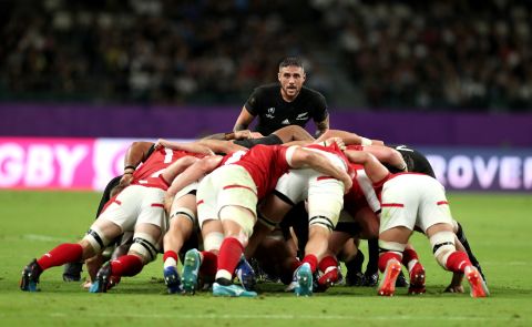 New Zealand scrum-half TJ Perenara's quick hands and activity around the scrum helped New Zealand score four tries in the first 10 minutes of the second half.