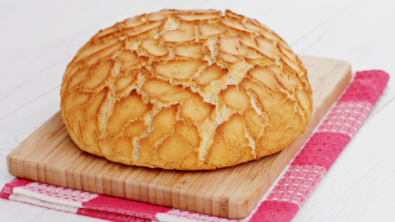 <strong>Tijgerbrood, Netherlands.</strong> To create the "Dutch crunch" mottled top of tijgerbrood, bakers spread unbaked loaves of white bread with a soft mixture of rice flour, sesame oil, water and yeast. 
