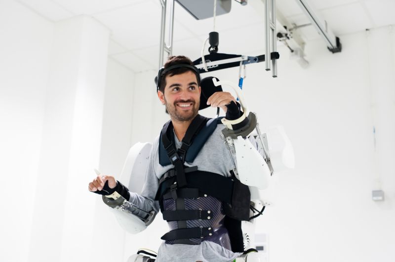 robot suit for paralyzed