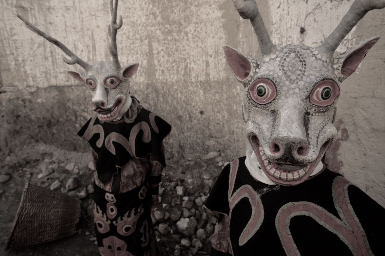 Photographer world's most dramatic ritual masks | CNN