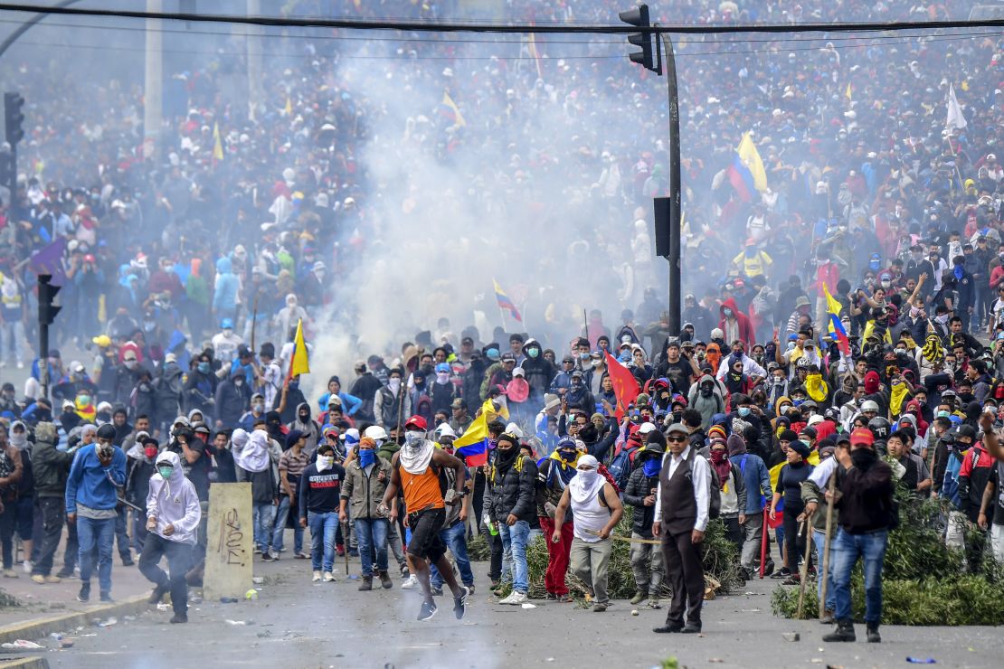 ecuador crisis impacto percepcion riezgo inversionistas portafolio global cnnee_00000000