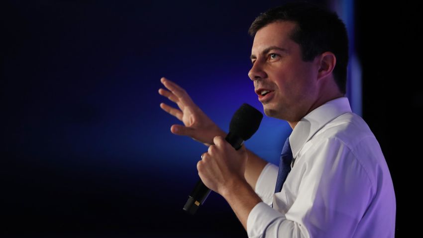 Democratic presidential candidate South Bend, Indiana Mayor Pete Buttigieg speaks at the SEIU Unions for All Summit on October 5, 2019 in Los Angeles, California. 