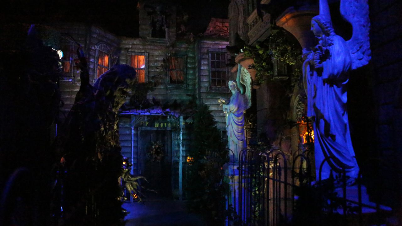 <strong>Netherworld Haunted House </strong>(<strong>Stone Mountain, Georgia):</strong> The creepy atmosphere at Netherworld has made it an Atlanta-area favorite for years.