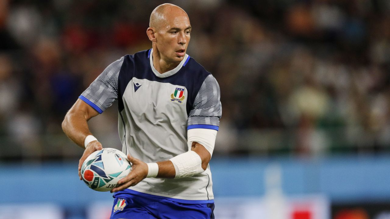 Sergio Parisse warms up ahead of Italy's game against South Africa on October 4.