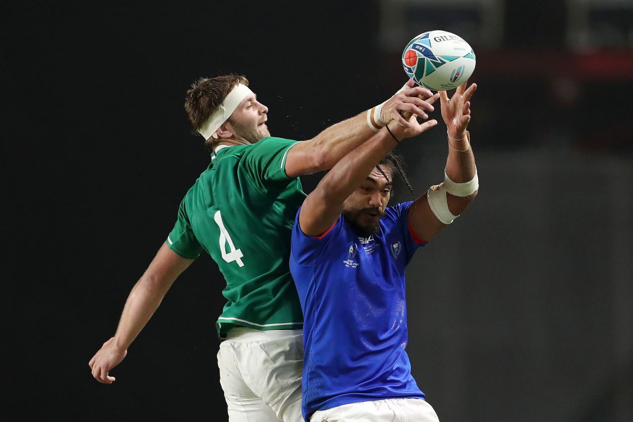 Chris Vui of Samoa wins the line-out from Iain Henderson of Ireland but it was the Irish who got the better of most duels despite having a player red carded. 