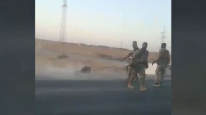 tuskish-backed militia fighters kurdish prisoners