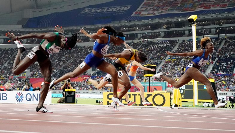 Nia Ali of the United States lunges across the finish line to win the women's 100 meter hurdles at the World Athletics Championships in Doha, Qatar, on October 6. <a href="index.php?page=&url=https%3A%2F%2Fwww.cnn.com%2F2019%2F10%2F06%2Fsport%2Fgallery%2Fwhat-a-shot-1006%2Findex.html" target="_blank">See 28 sports photos from last week</a>