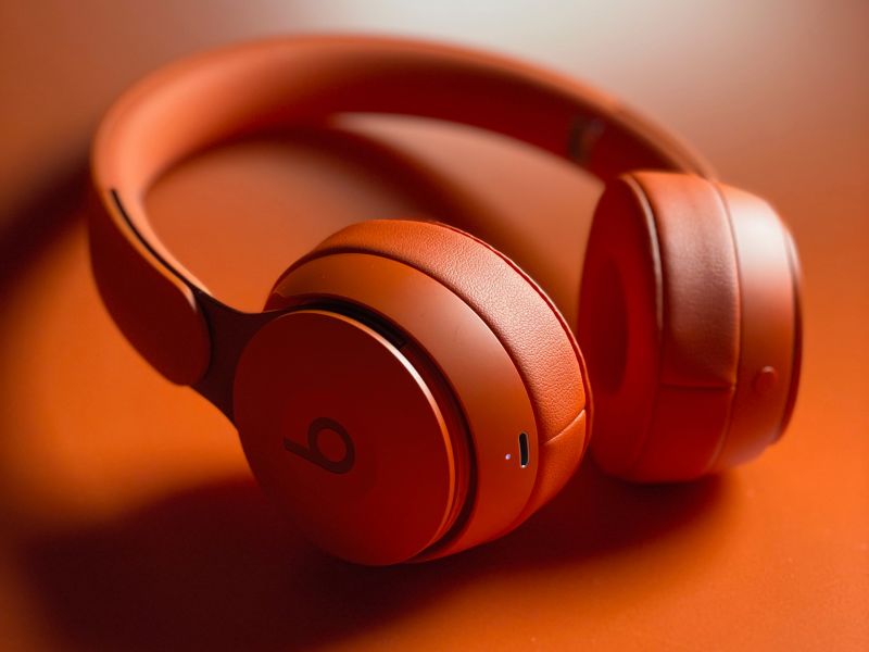 beats pro orange