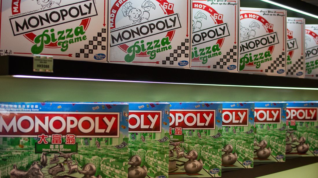 <strong>Special-edition </strong><strong>games: </strong>In addition to the usual merchandise like keychains and mugs, the gift shop also stocks a wide array of Monopoly games.