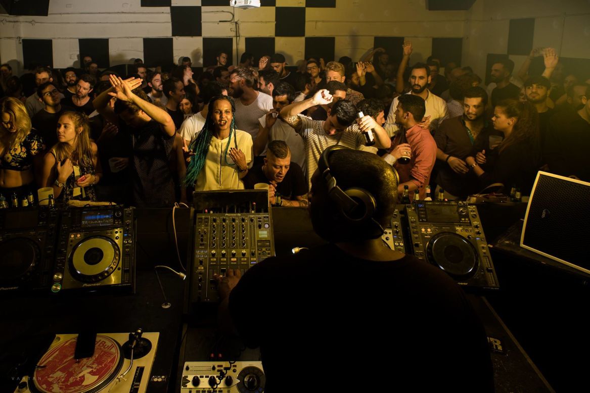 A long-running club night that recent gained a permanent home venue, Analog Room is one of the earthier, more underground clubs in Dubai. <br /><br />Founder Mehdi Ansari says he aims to boost local performers, as well as flying in cult favorites from cities such as Berlin. 
