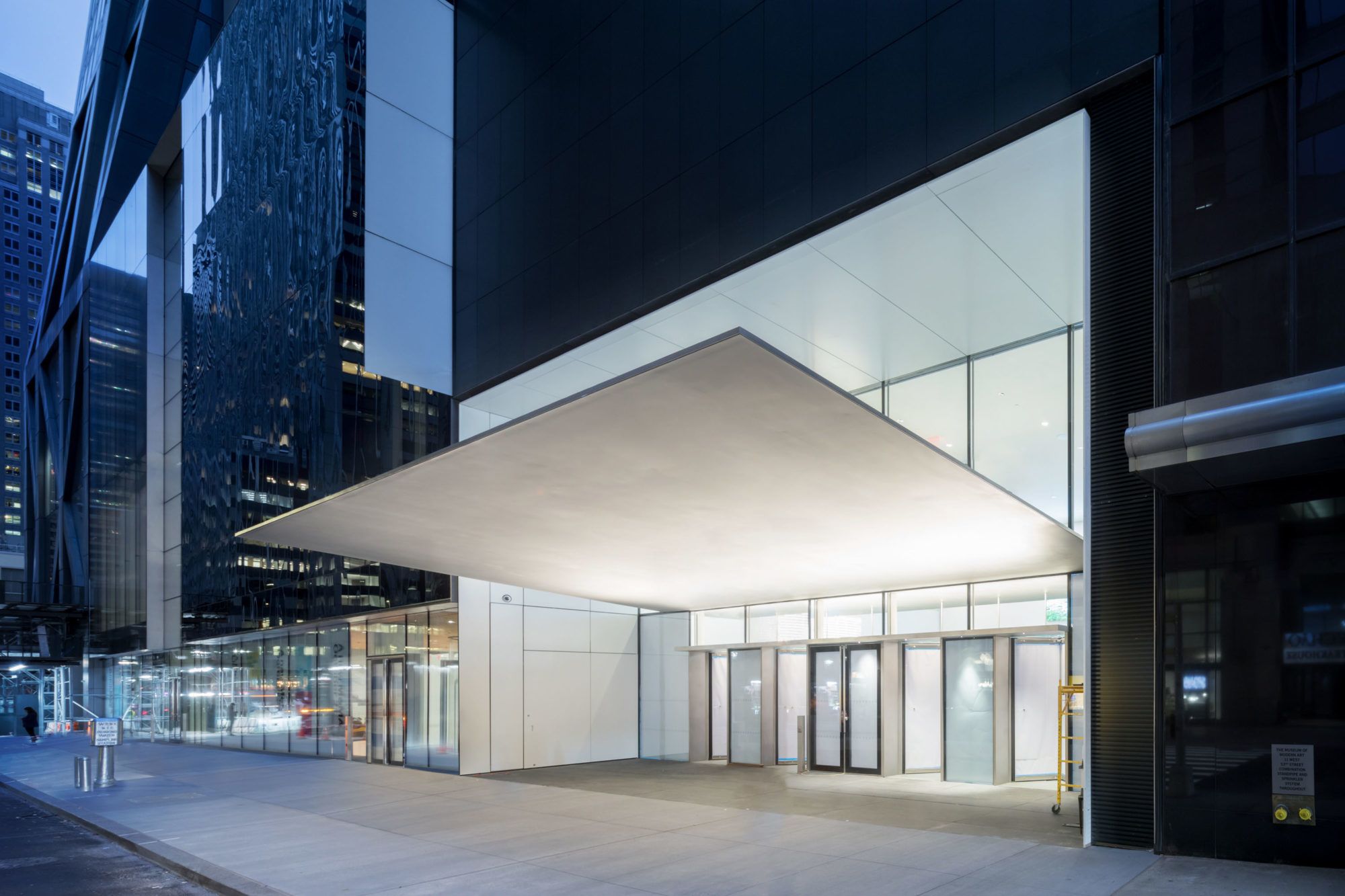 02 Museum of Modern Art reopens expansion
