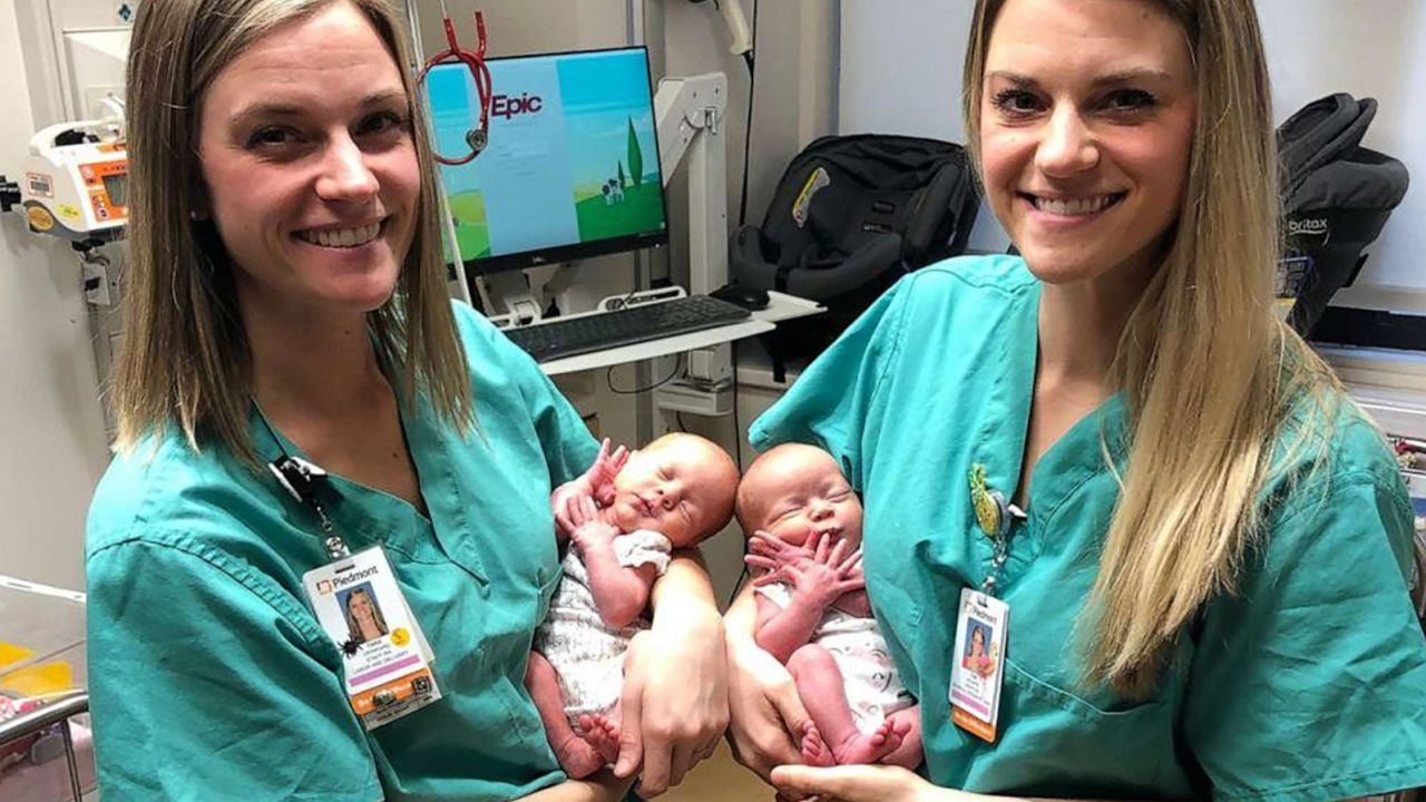 Identical twin sisters marry identical twin brothers Daily Mail Online