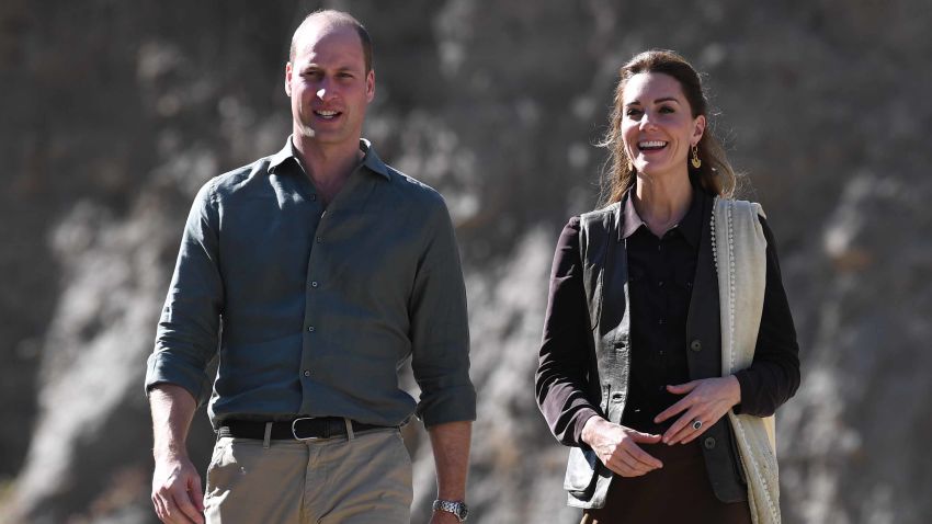 CHITRAL DISTRICT, PAKISTAN - OCTOBER 16: Prince William, Duke of Cambridge and Catherine, Duchess of Cambridge visit the village of Bumburet on October 16, 2019 in the Chitral District of Khyber-Pakhunkwa Province, Pakistan. They spoke with a an expert about how climate change is impacting glacial landscapes. The Cambridge's are engaging in a royal tour of Pakistan from 14 - 18 October 2019