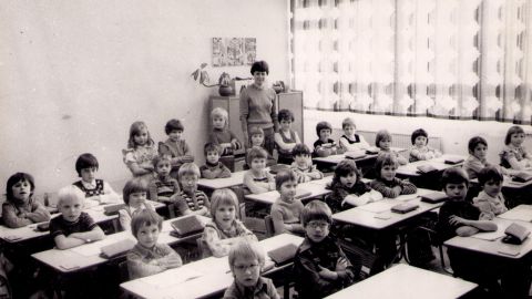 Former student Robert Schleif's first grade class, pictured in 1977.