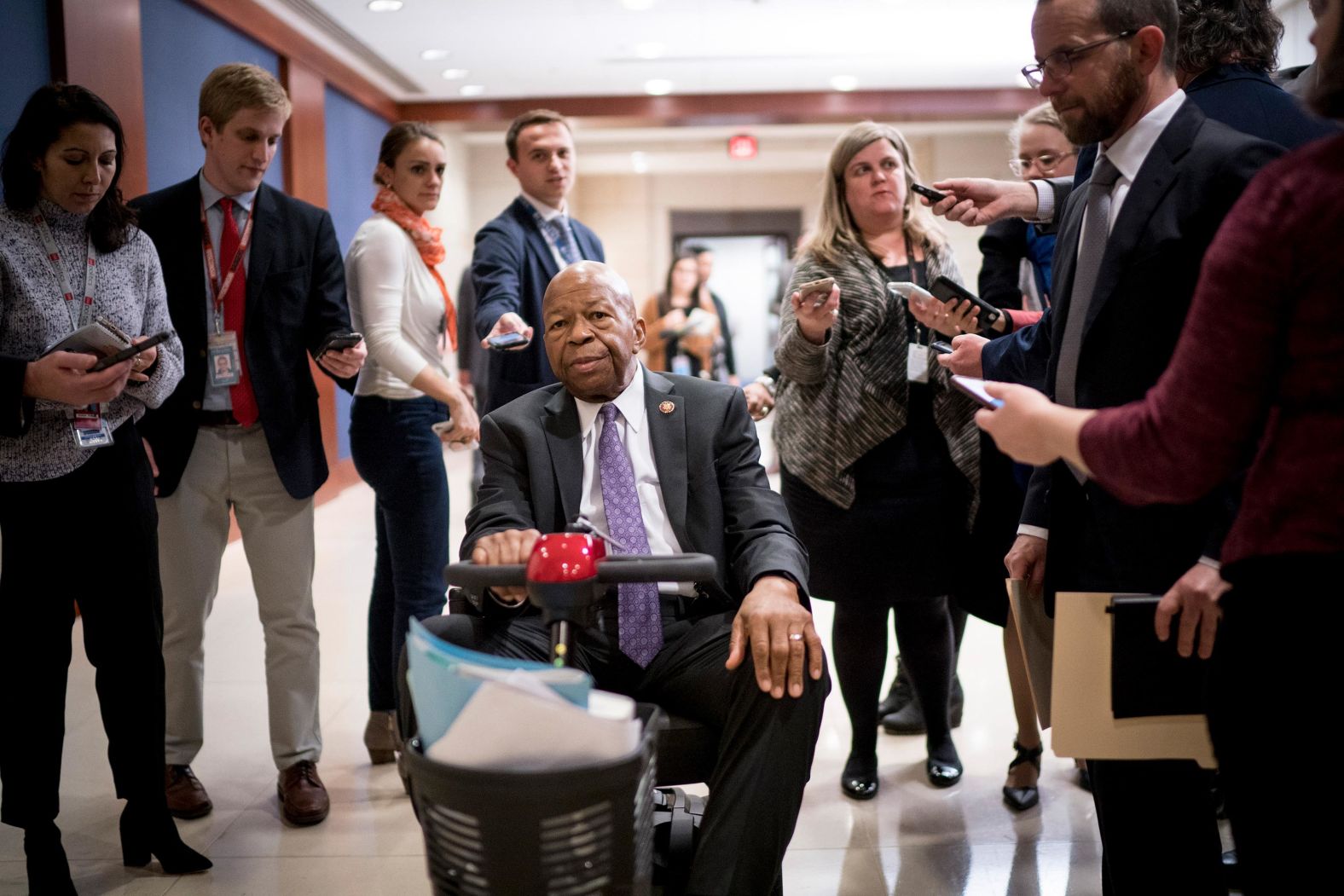 Cummings heads to a classified briefing regarding Russian sanctions in January 2019.