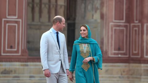 William and Kate also visited the historical Badshahi Mosque on Thursday.
