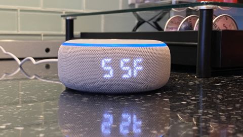 3-underscored echo dot with clock review.