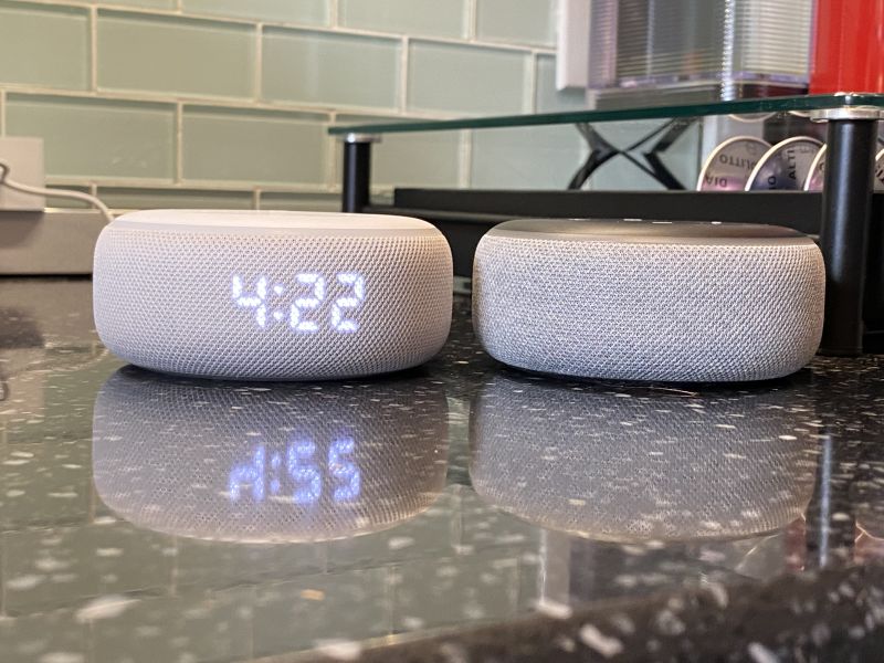 echo dot sandstone with clock