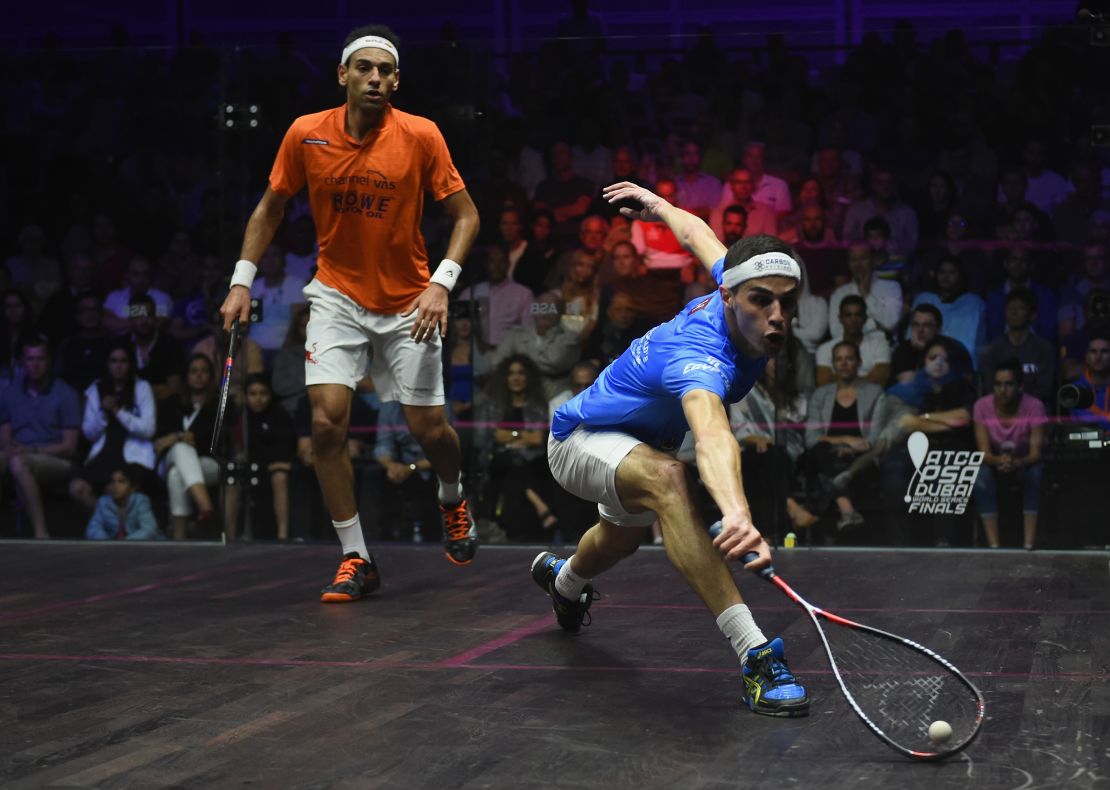  Ali Farag reaches for the ball during the men's final match of the PSA Dubai World Series Finals in 2018.