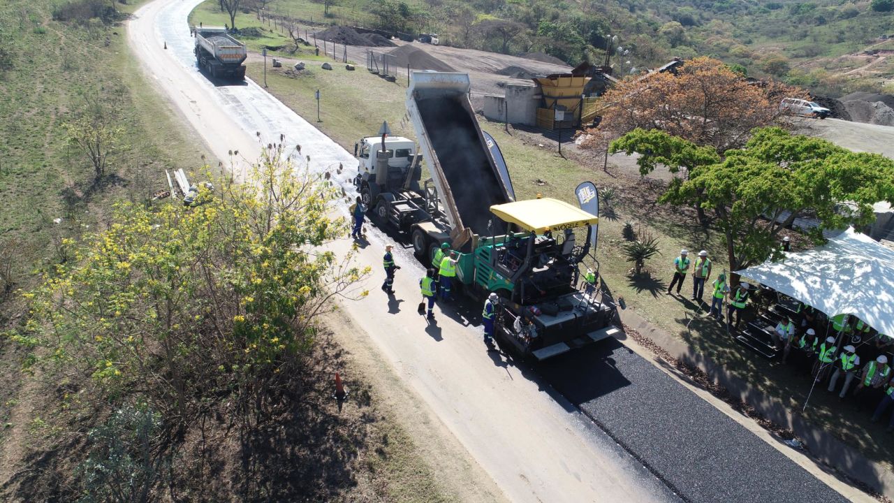Shisalanga Construction lays down South Africa's first plastic road, which it says can withstand temperatures as high as 70C (158F) and as low as -22C (-7.6F).