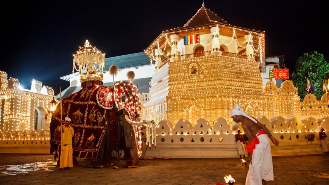 <strong>Grand events:</strong> Known as the Festival of the Tooth, the colorful Kandy Esala Perahera is probably the most outlandish festival in Sri Lanka.