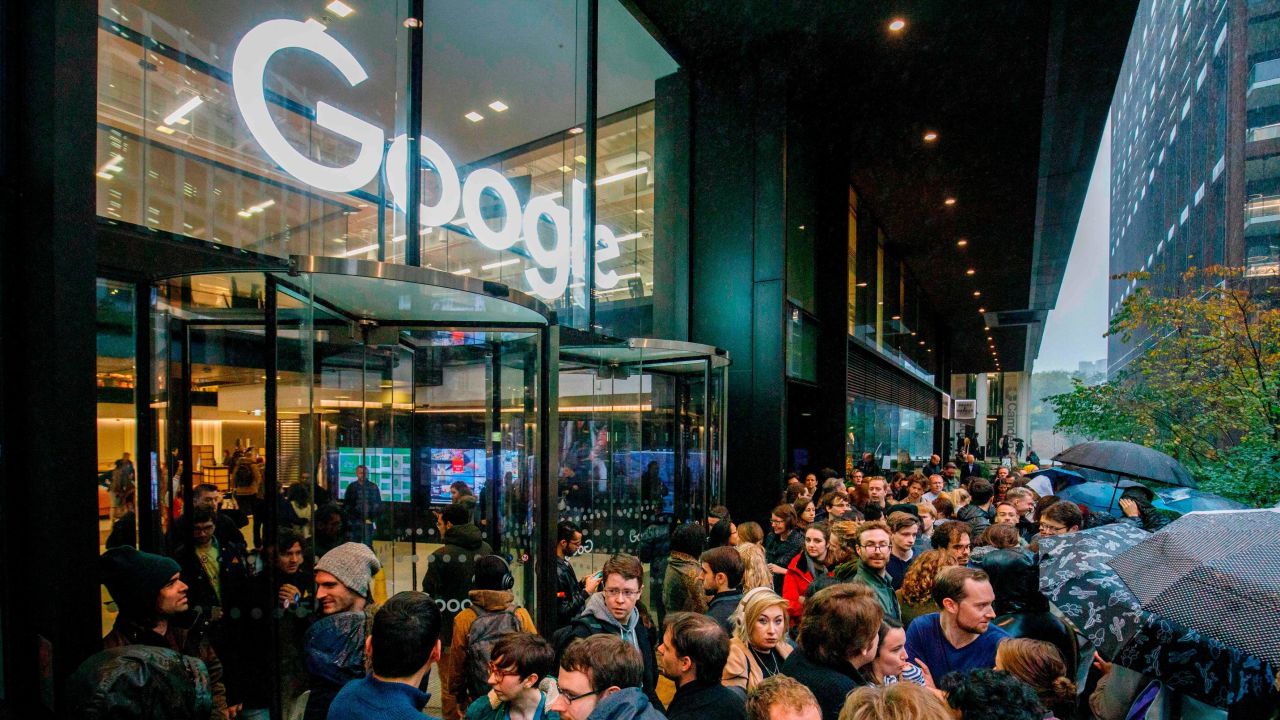 Staff at Google's UK headquarters in London also participated in the global walkout, protesting the tech giant's handling of sexual harassment. (Tolga Akmen/AFP/Getty Images)