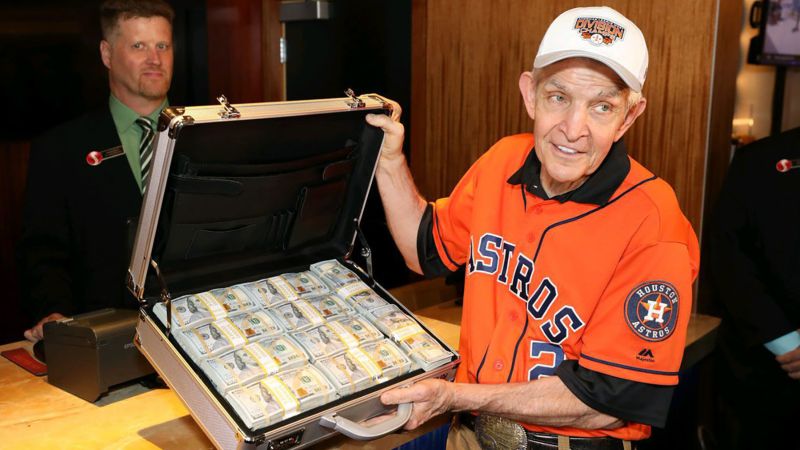 Mattress Mack's balance sheet: $13 million lost on Astros evens out