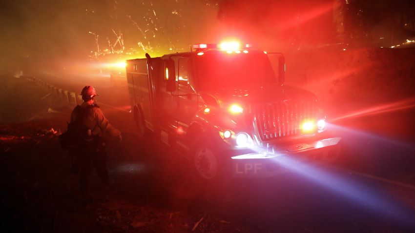 Fire crews battle the Maria Fire Thursday, Oct. 31, 2019, in Somis, Calif. (AP Photo/Marcio Jose Sanchez)