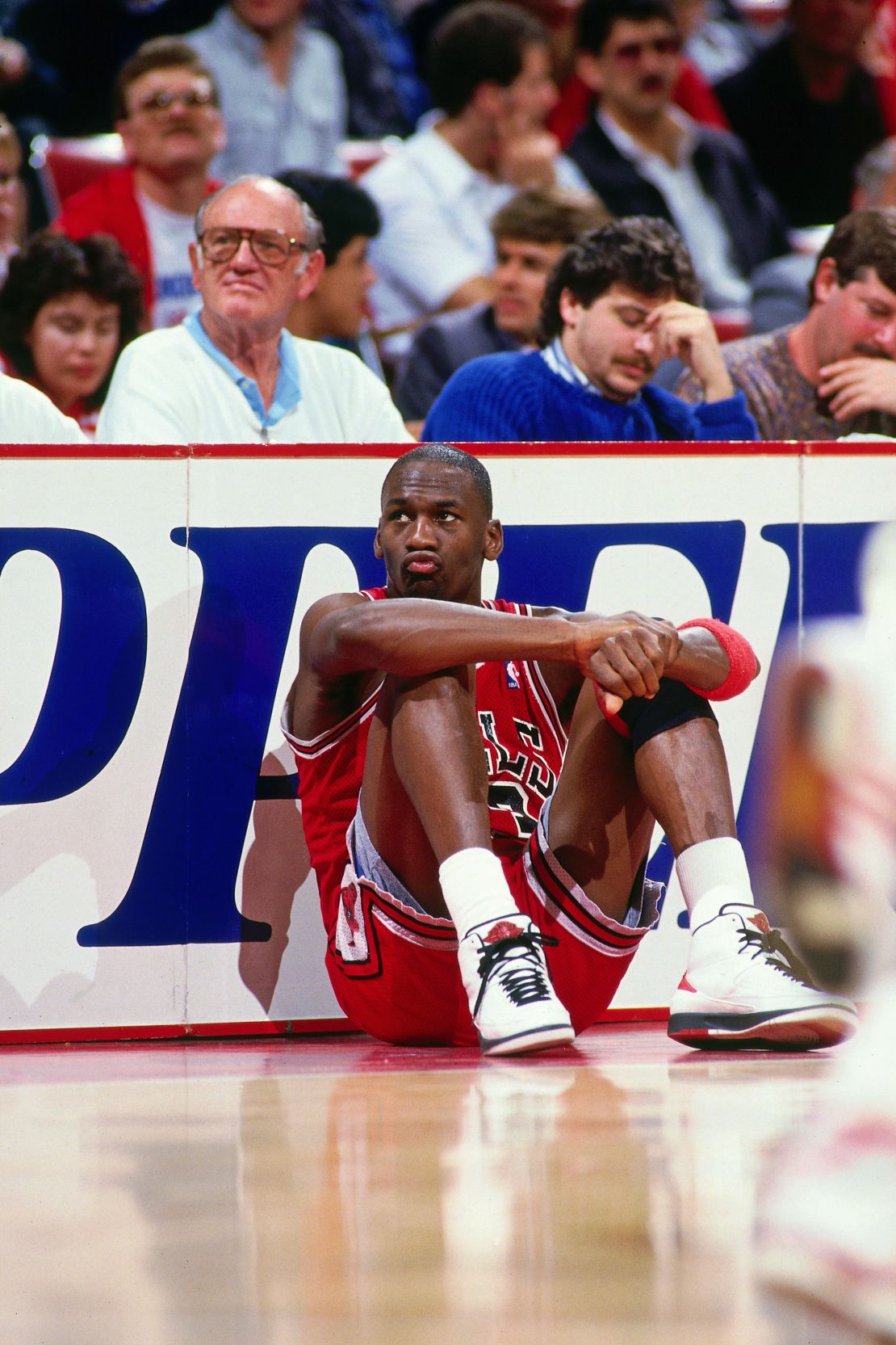 Michael Jordan wearing the Air Jordan II in 1986.