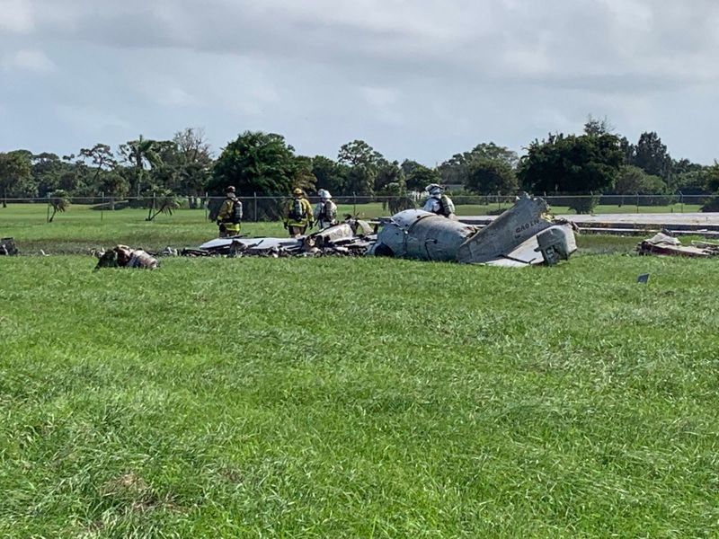 Florida Air Show Crash: Pilot Killed When Plane Crashes | CNN