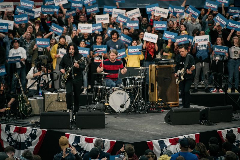 Bernie Sanders Racks Up Endorsements Jack White Cardi B Ariana Grande